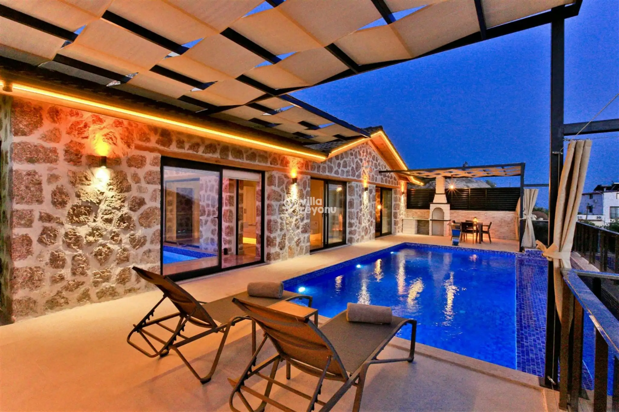 Villa Sirena Duo