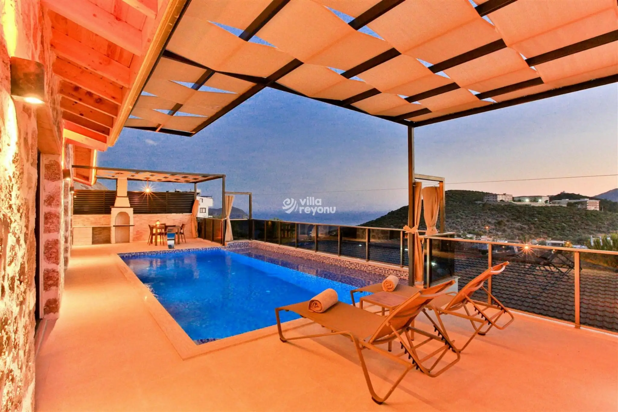 Villa Sirena Duo