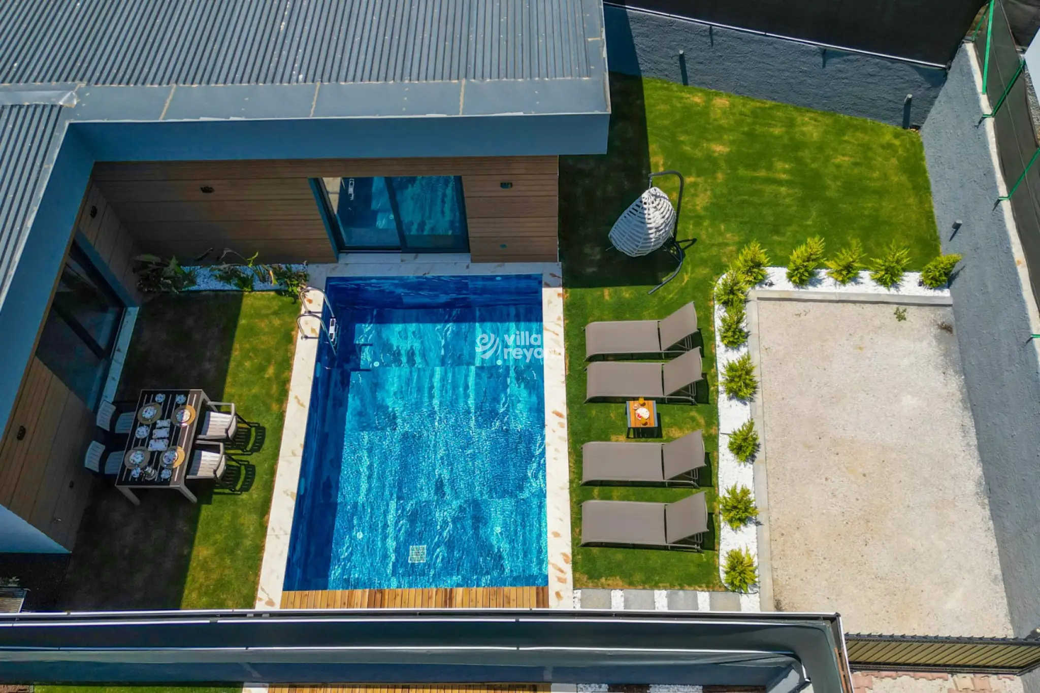 villa-aquaman-2-garanti-villam-1_913_41.jpg