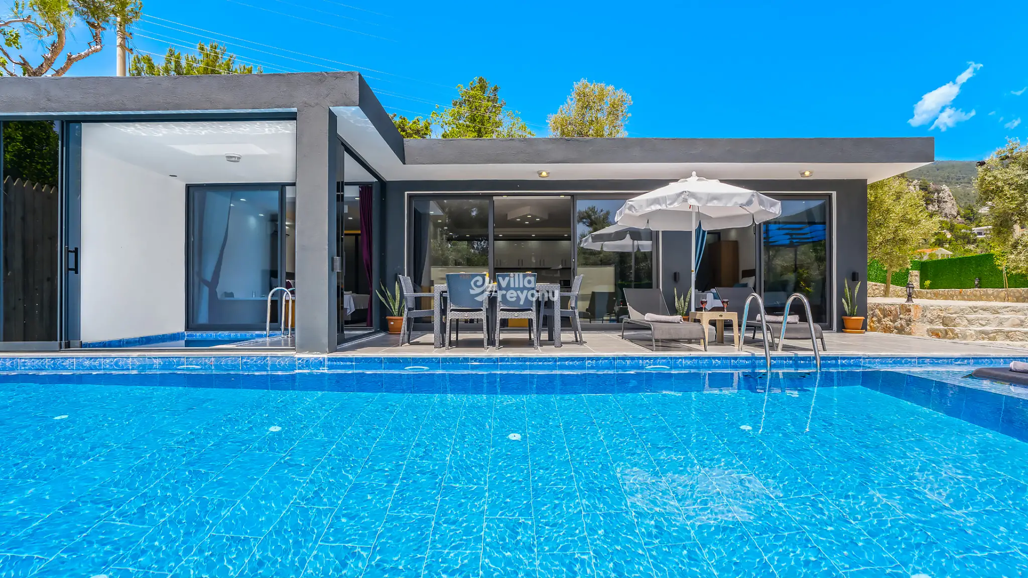 villa-ayles-duo-40_395.jpg