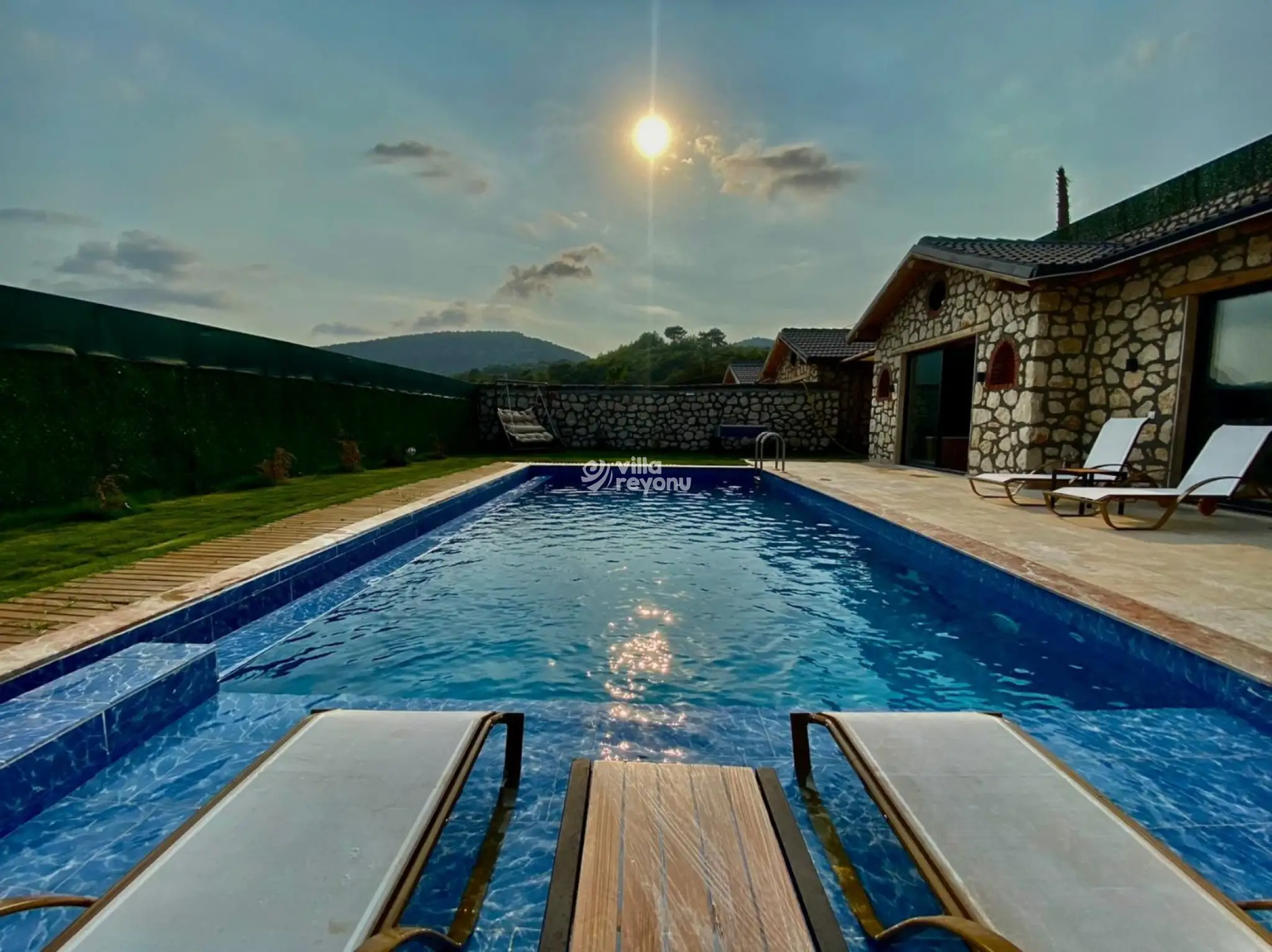 villa-carino-7-19_378.jpeg