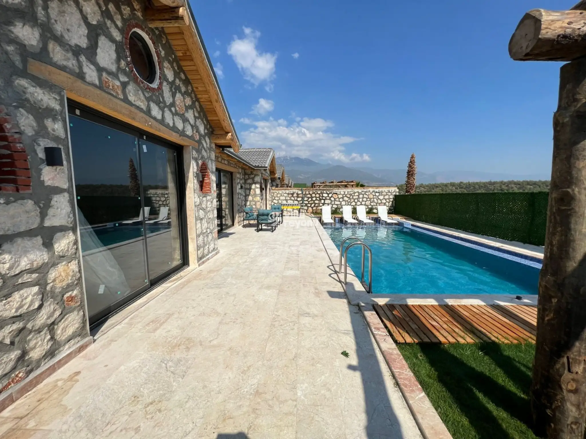 villa-carino-8-44_184.jpeg