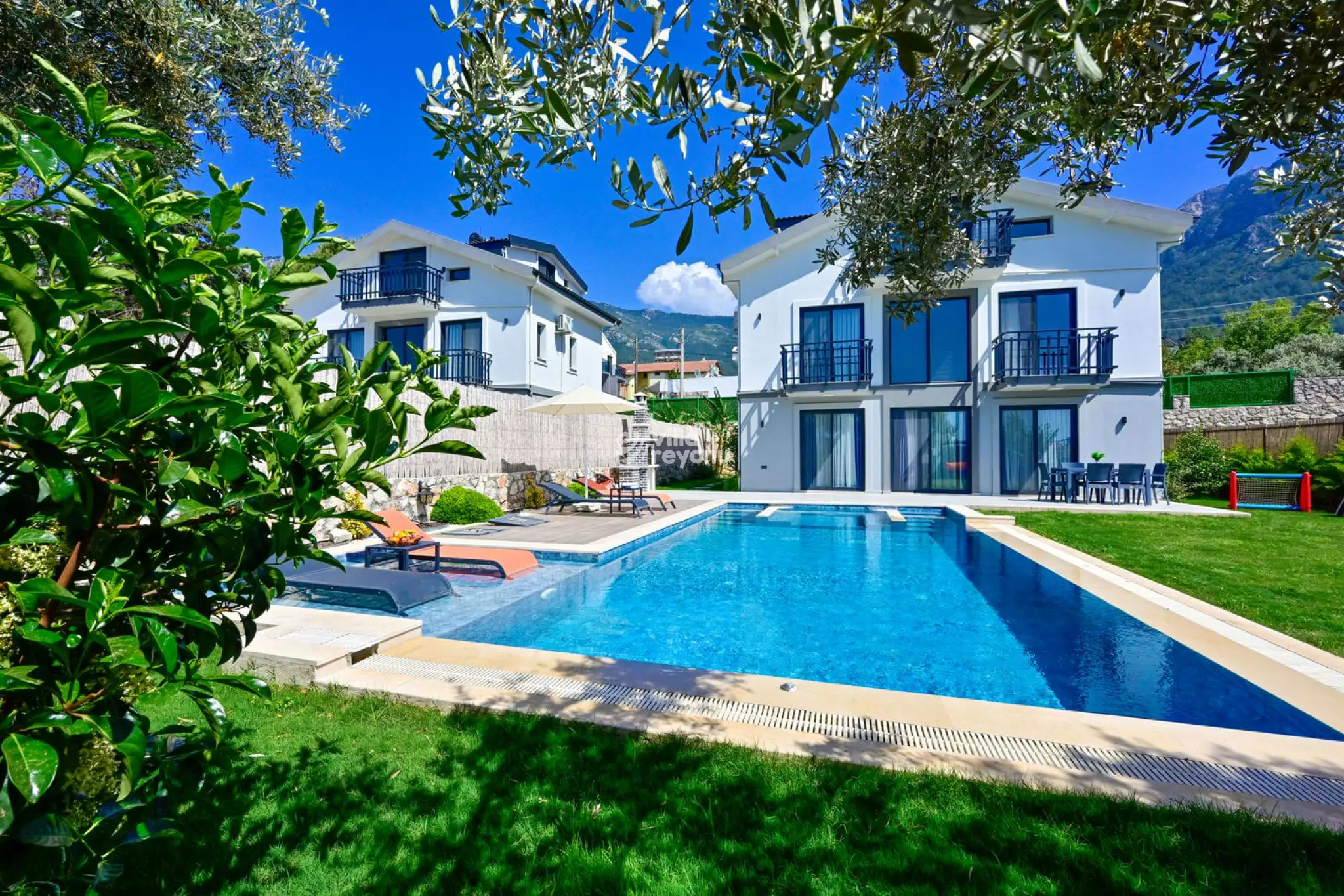 villa-karya-luxury-bahce-20_950.jpg