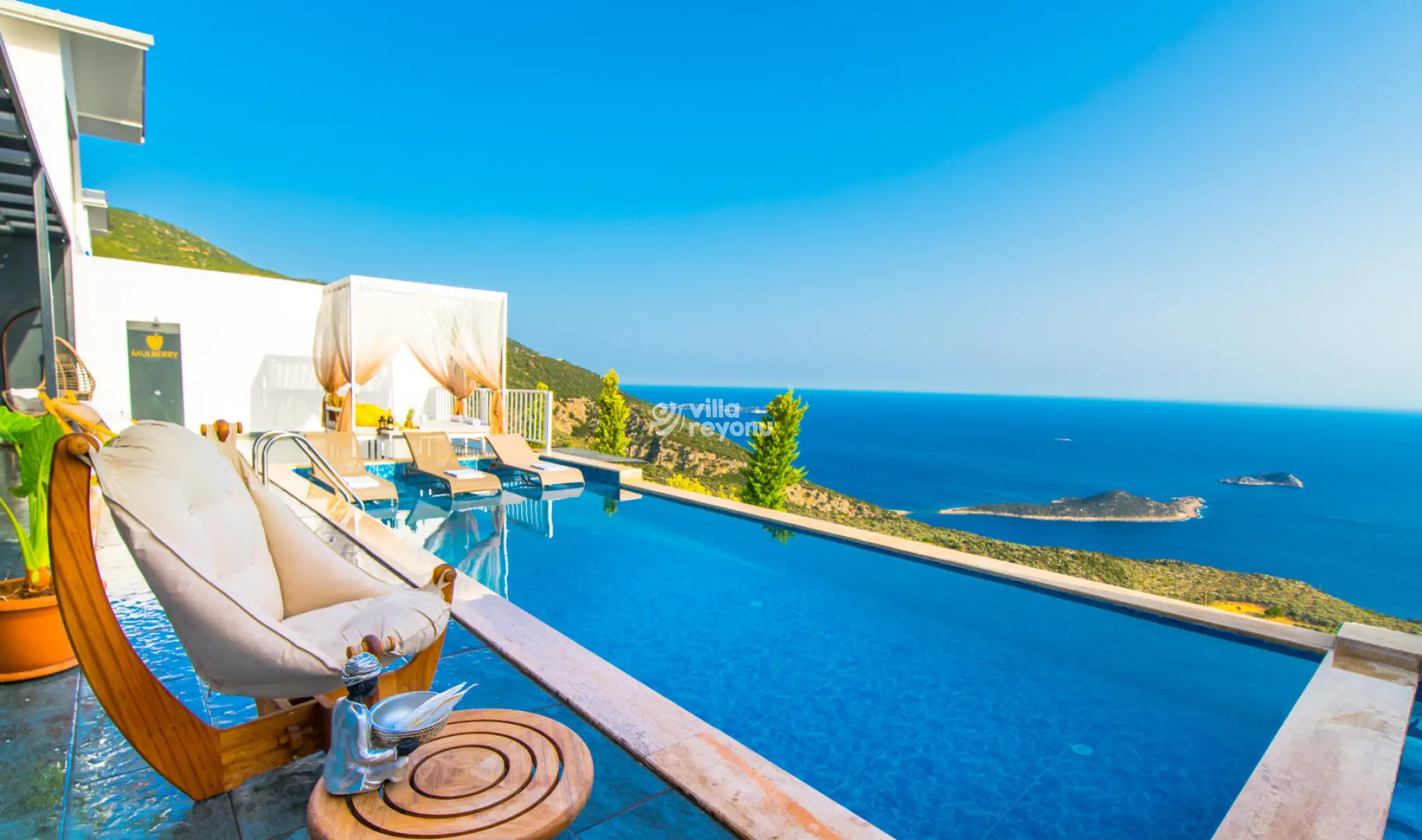villa-kiraz-1-deniz-manzarali-kiralik-villa-22_644.jpg