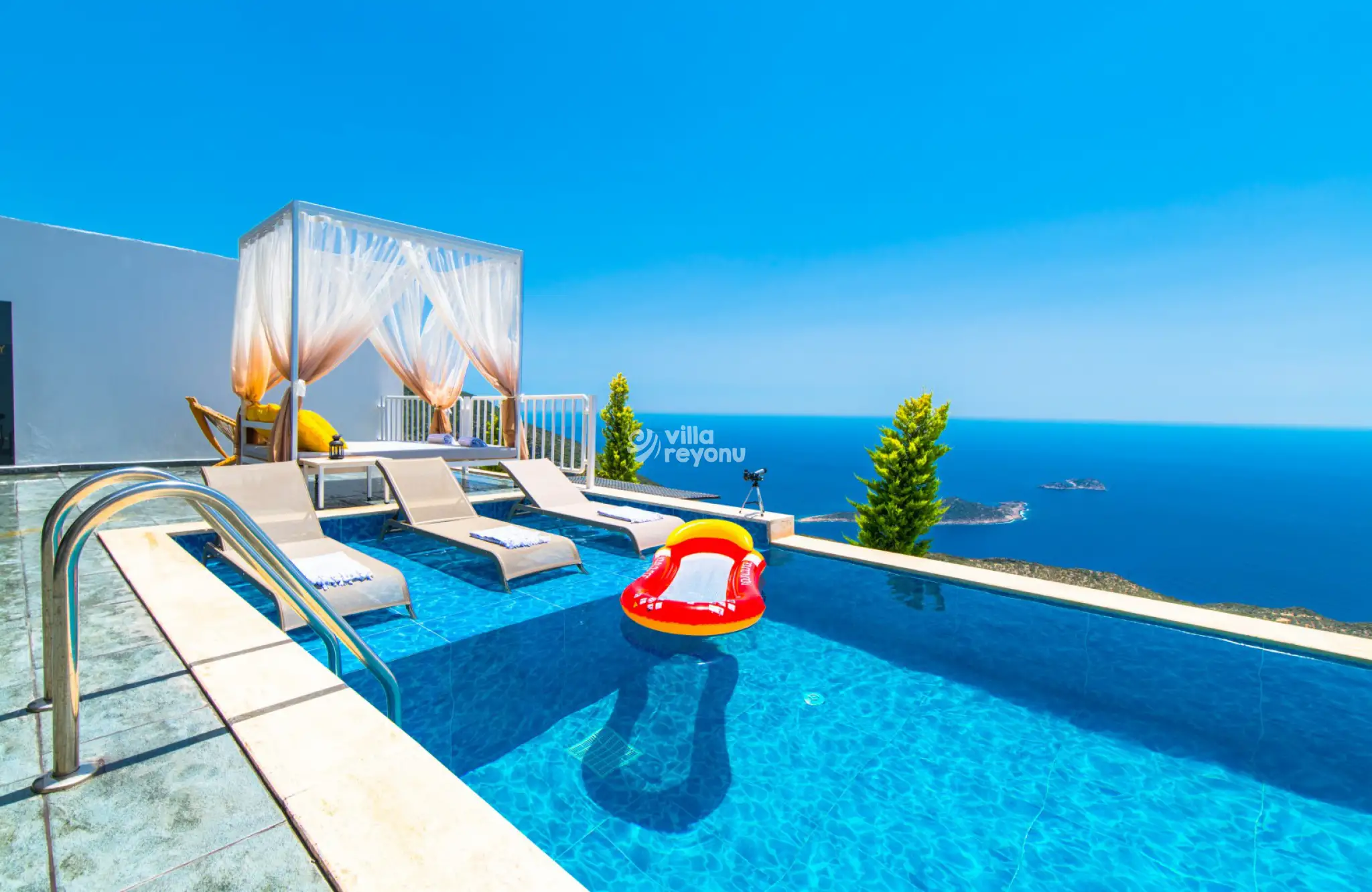 villa-kiraz-1-deniz-manzarali-kiralik-villa-30_485.jpg