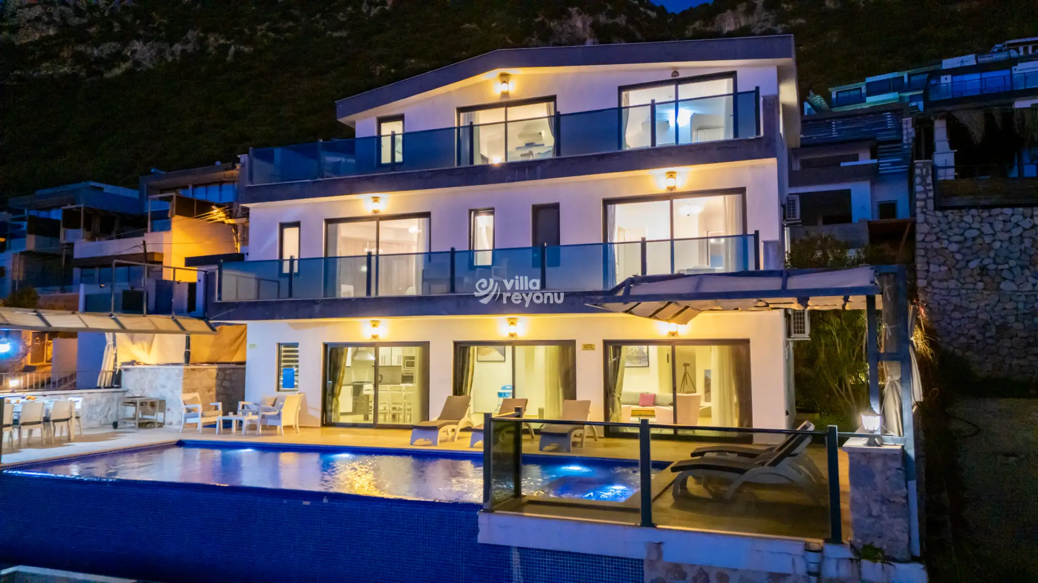 villa-lavander-kalkan-deniz-manzarali-villa-29_869.jpg