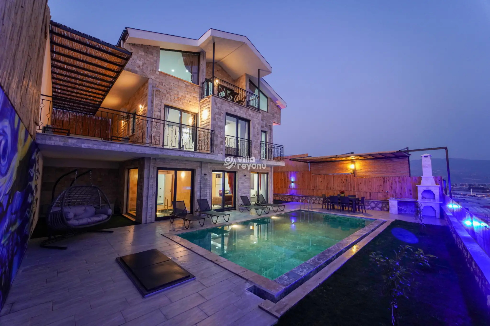 villa-legendary-1-35_566.JPG