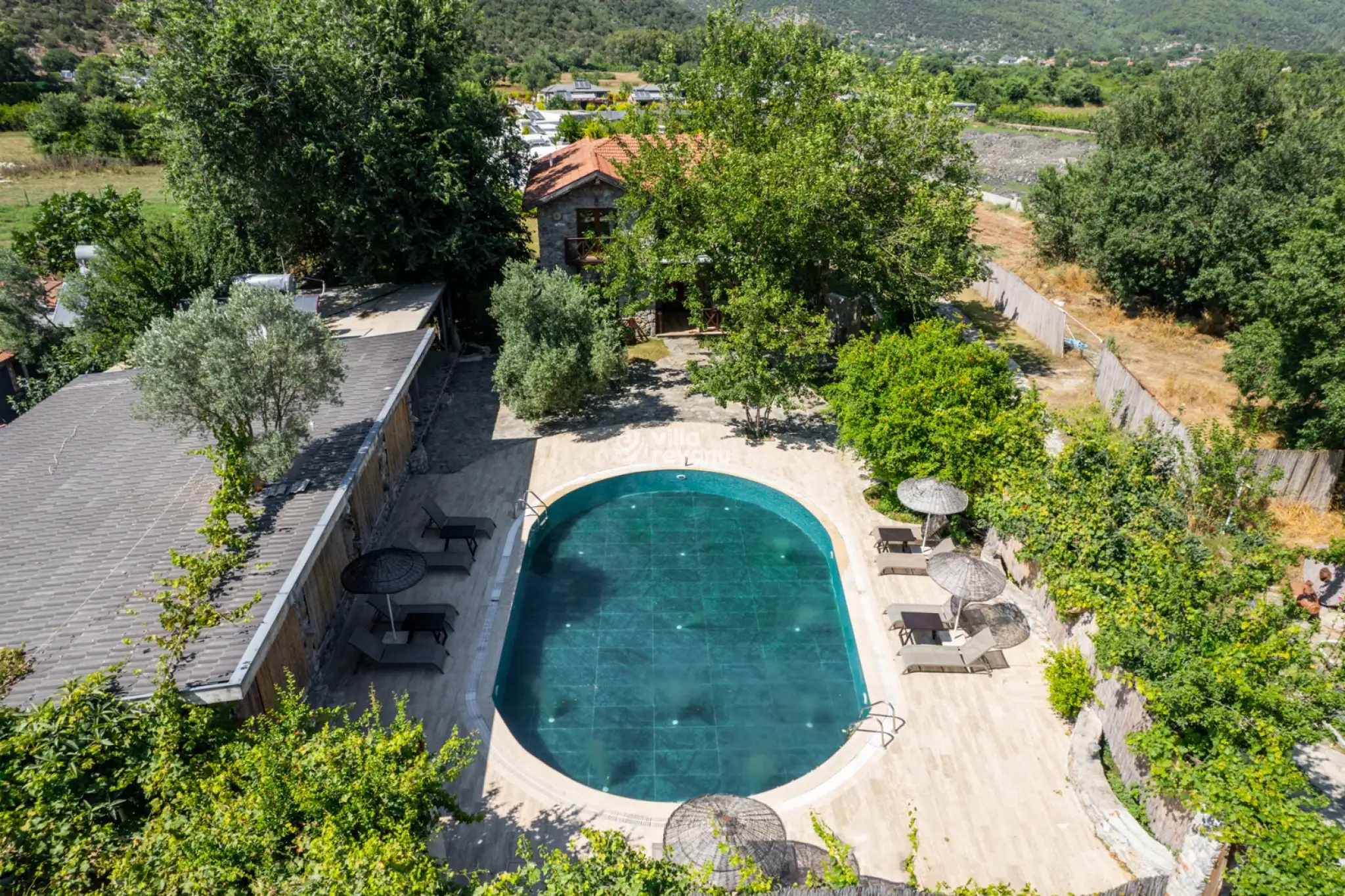 villa-levissi-43_598.jpg