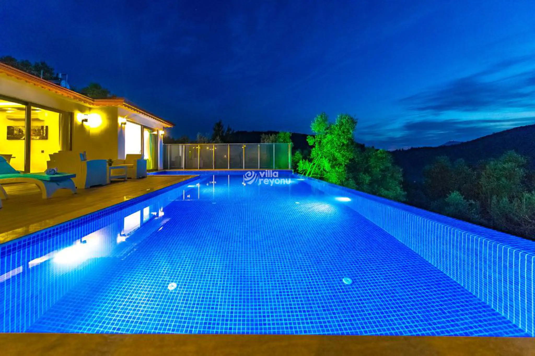 villa-mistral-2-19_918.jpeg