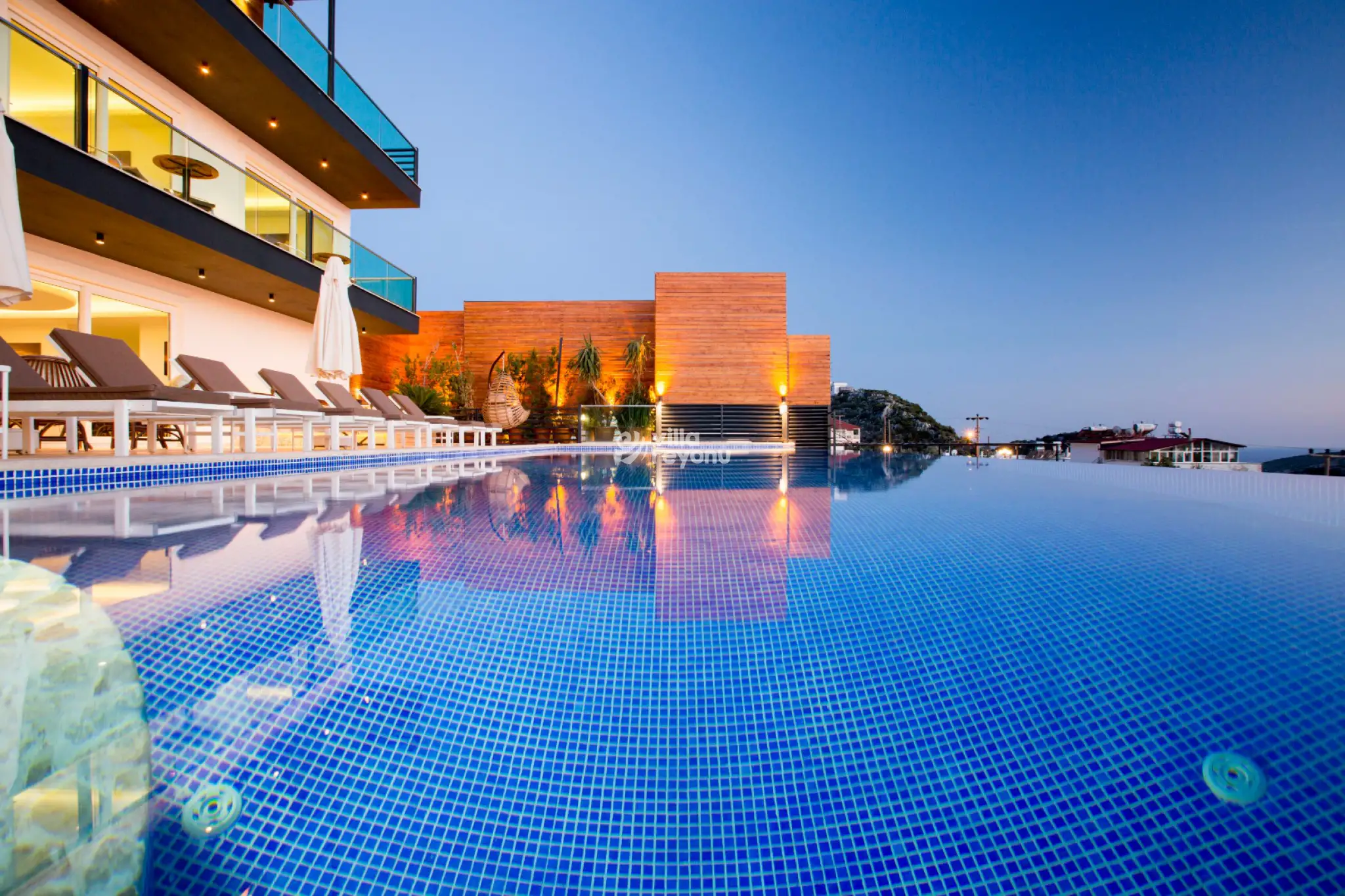 villa-montana-luxury-villa-rental-kalkan-86_456_848.jpg