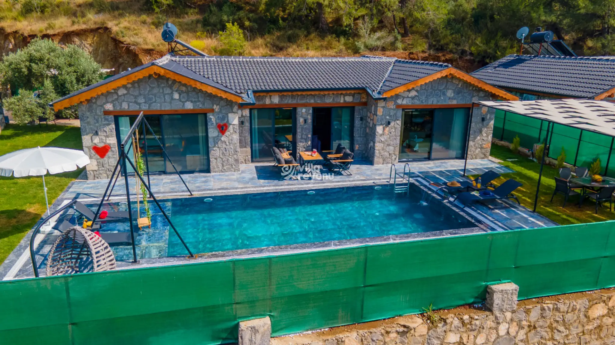 villa-new-stone11_103_247.jpg