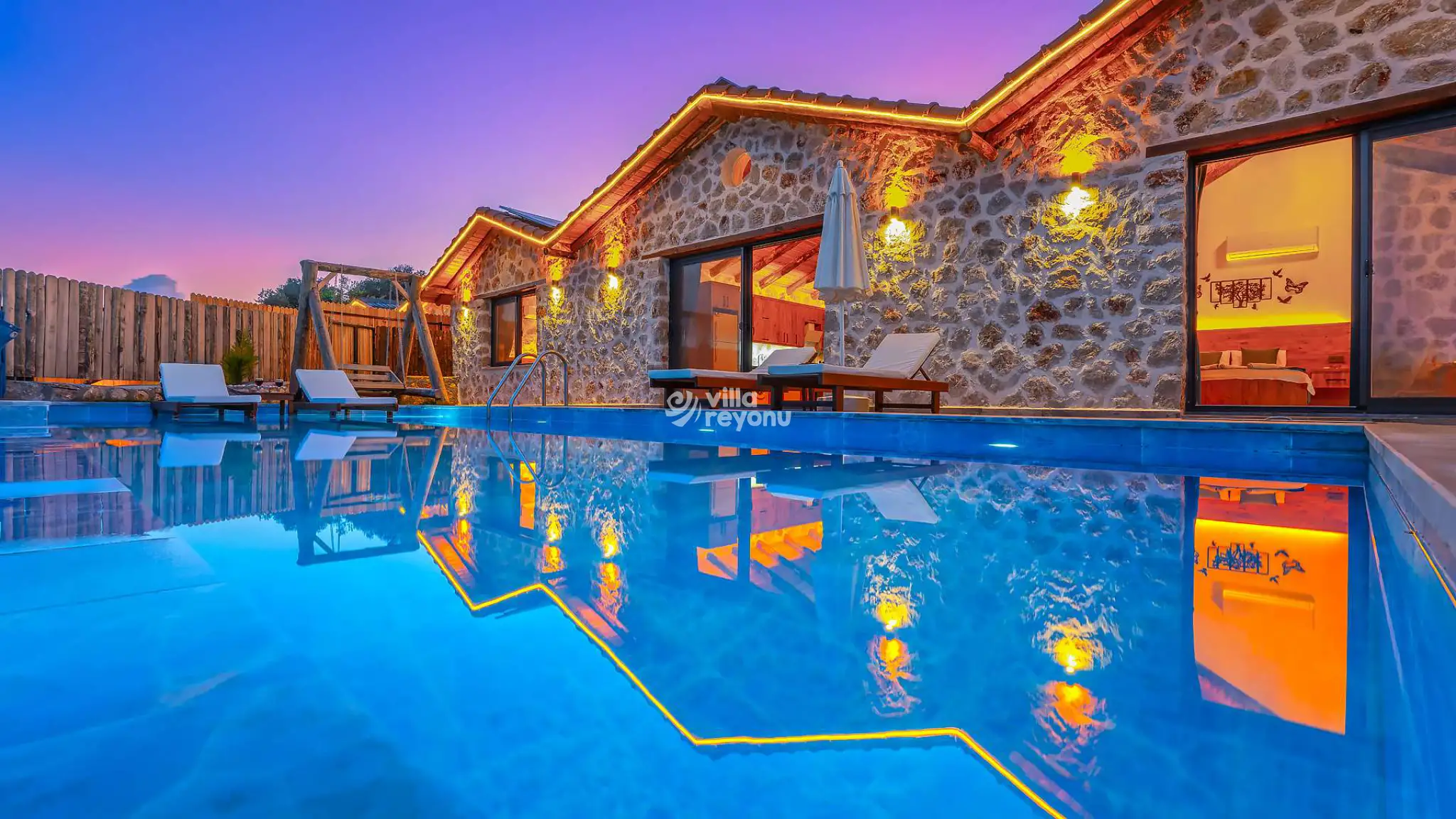 villa-queen-1_954.jpg