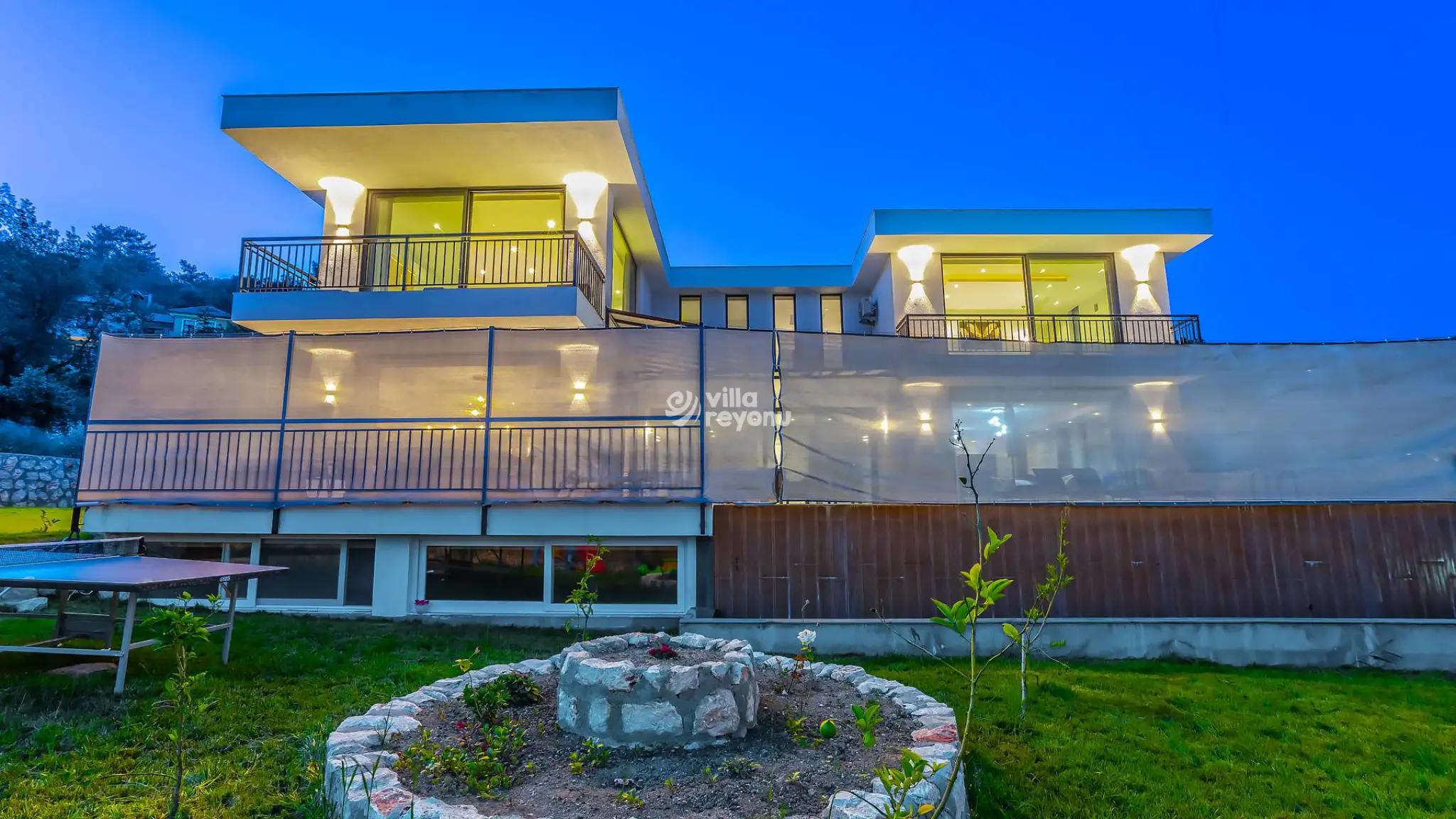 villa-radiant-1-3_920.jpg