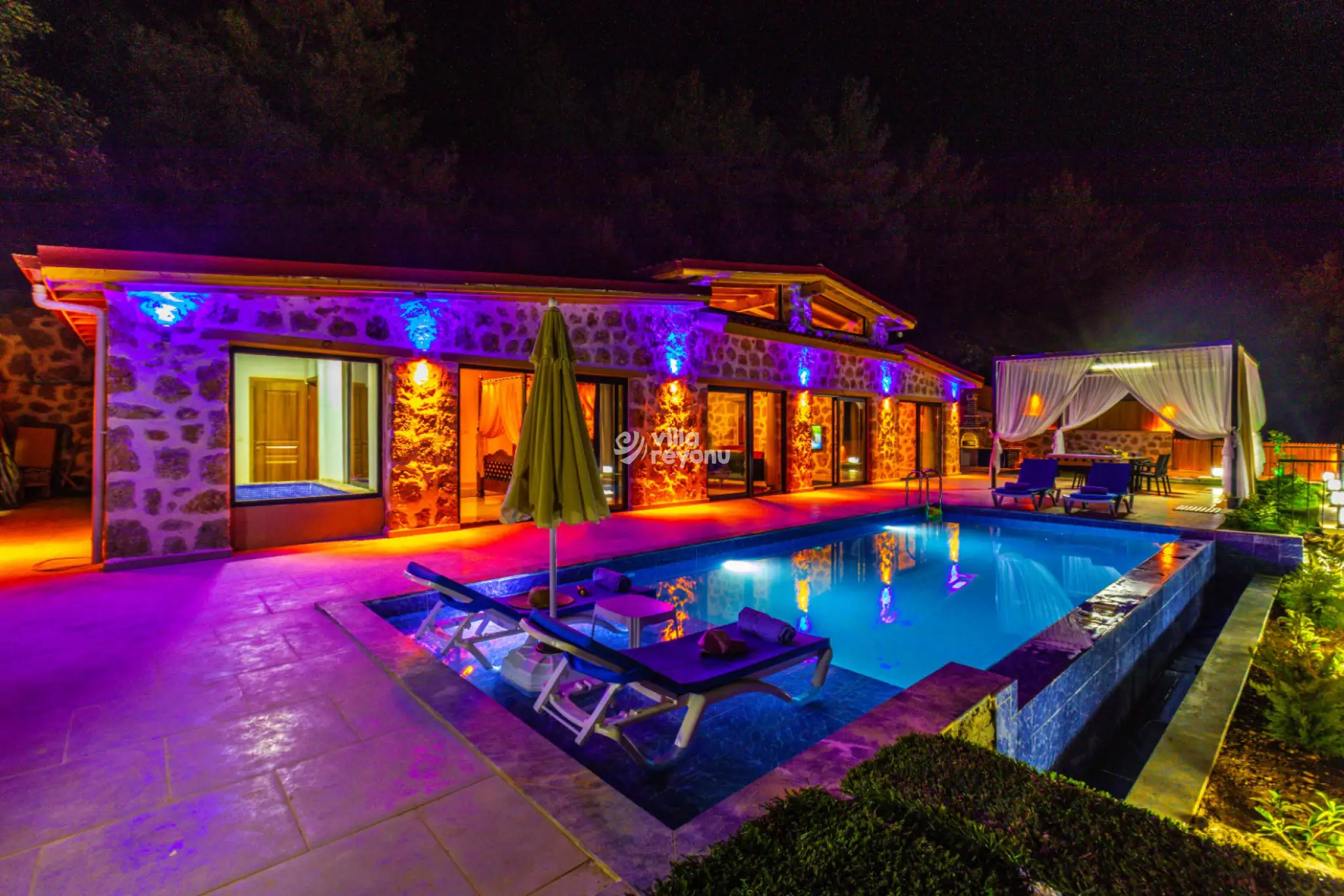 villa-real-65_884.jpg