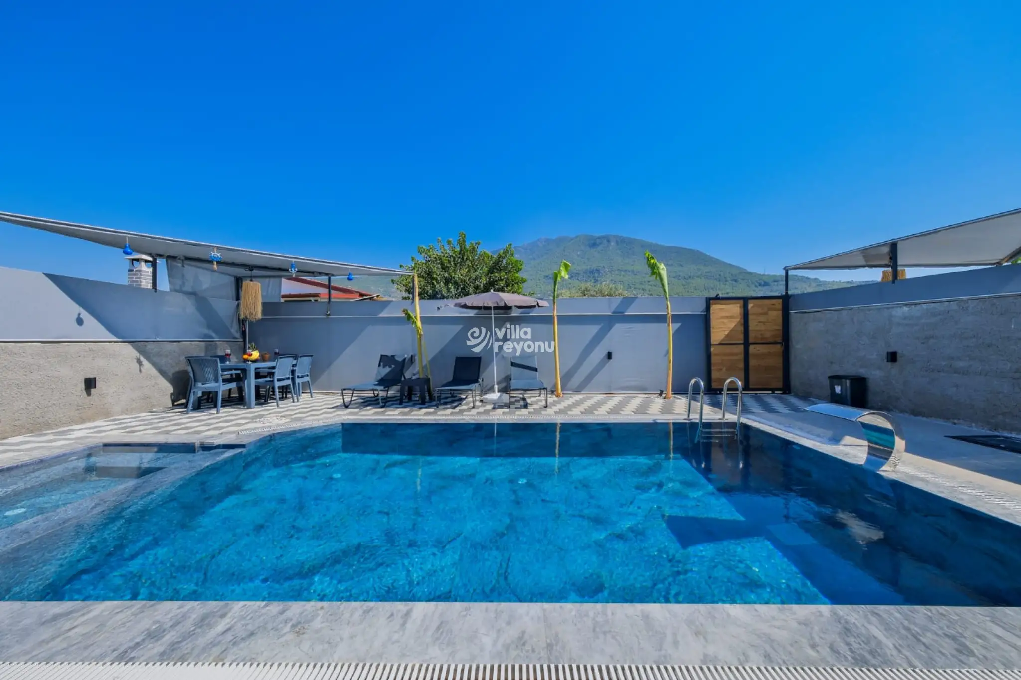 villa-riven-3-9_895.jpeg