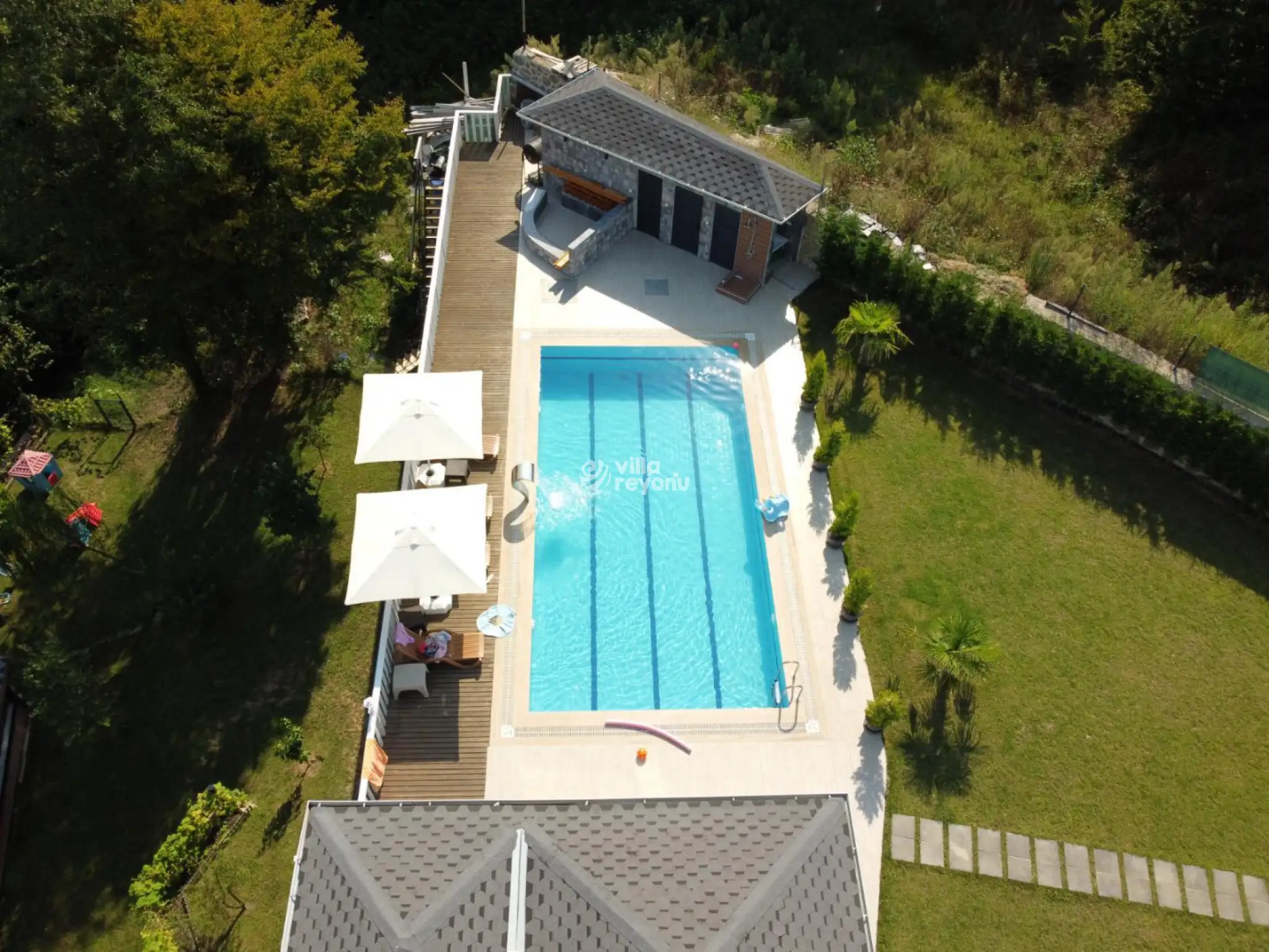 villa-sarp-15_988.jpeg