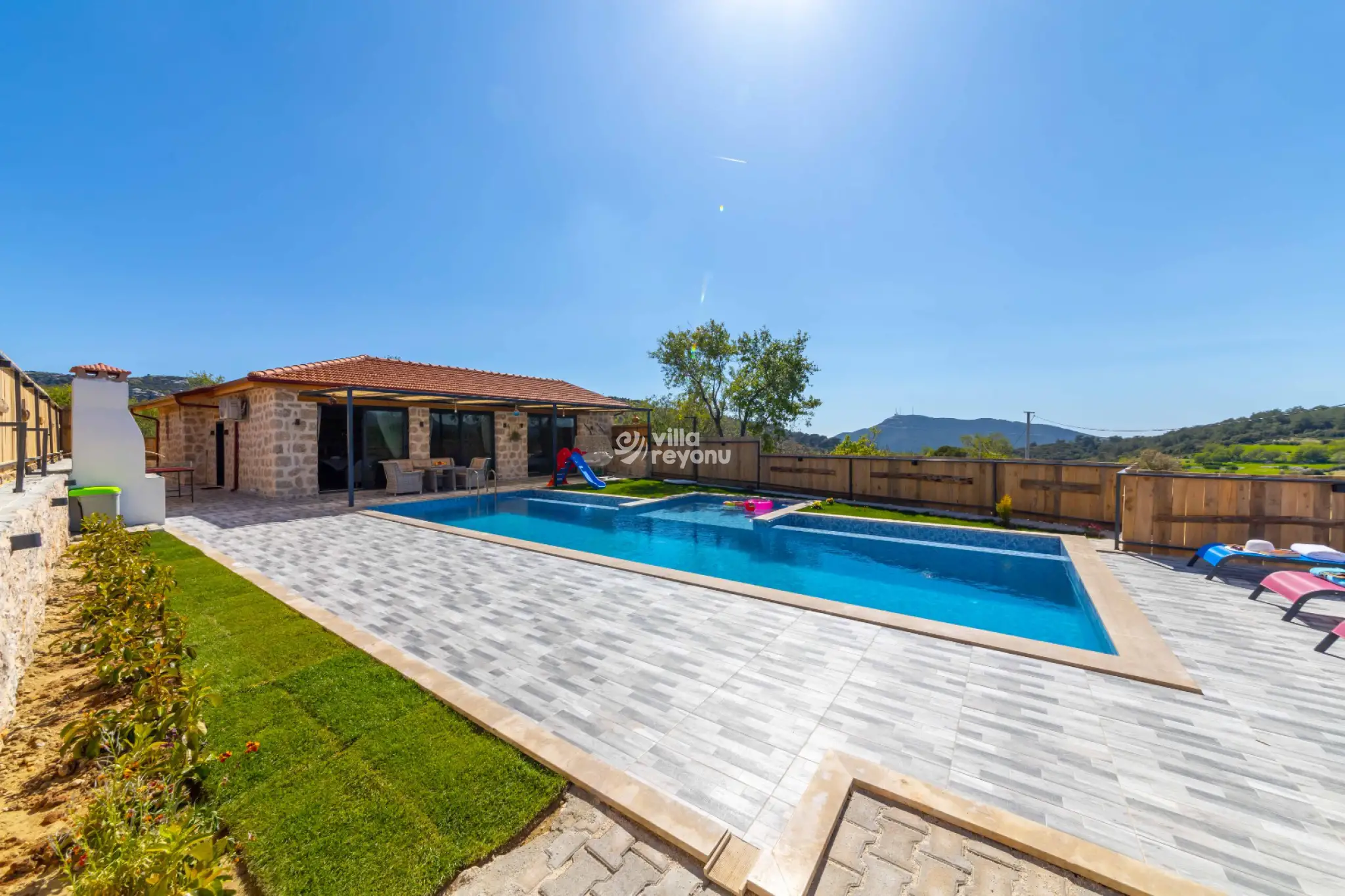villa-sefa-garden-1_954.jpg