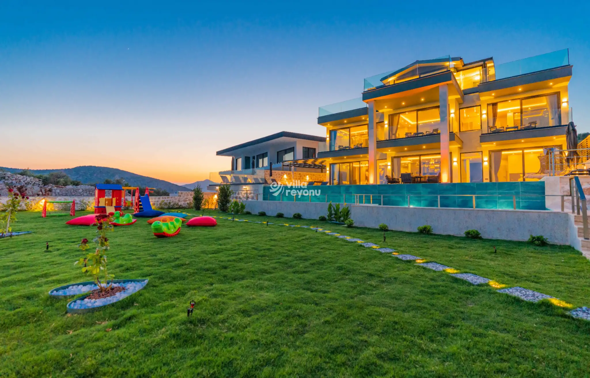 villa-skyline-36_692.jpg