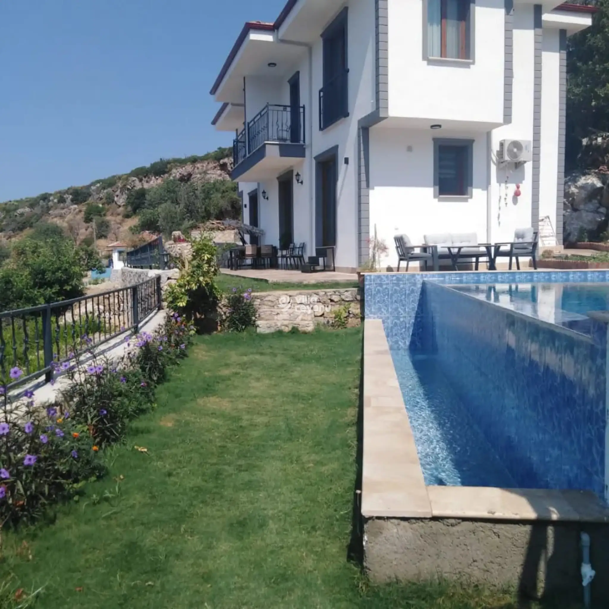 villa-stralight-14_484.jpeg
