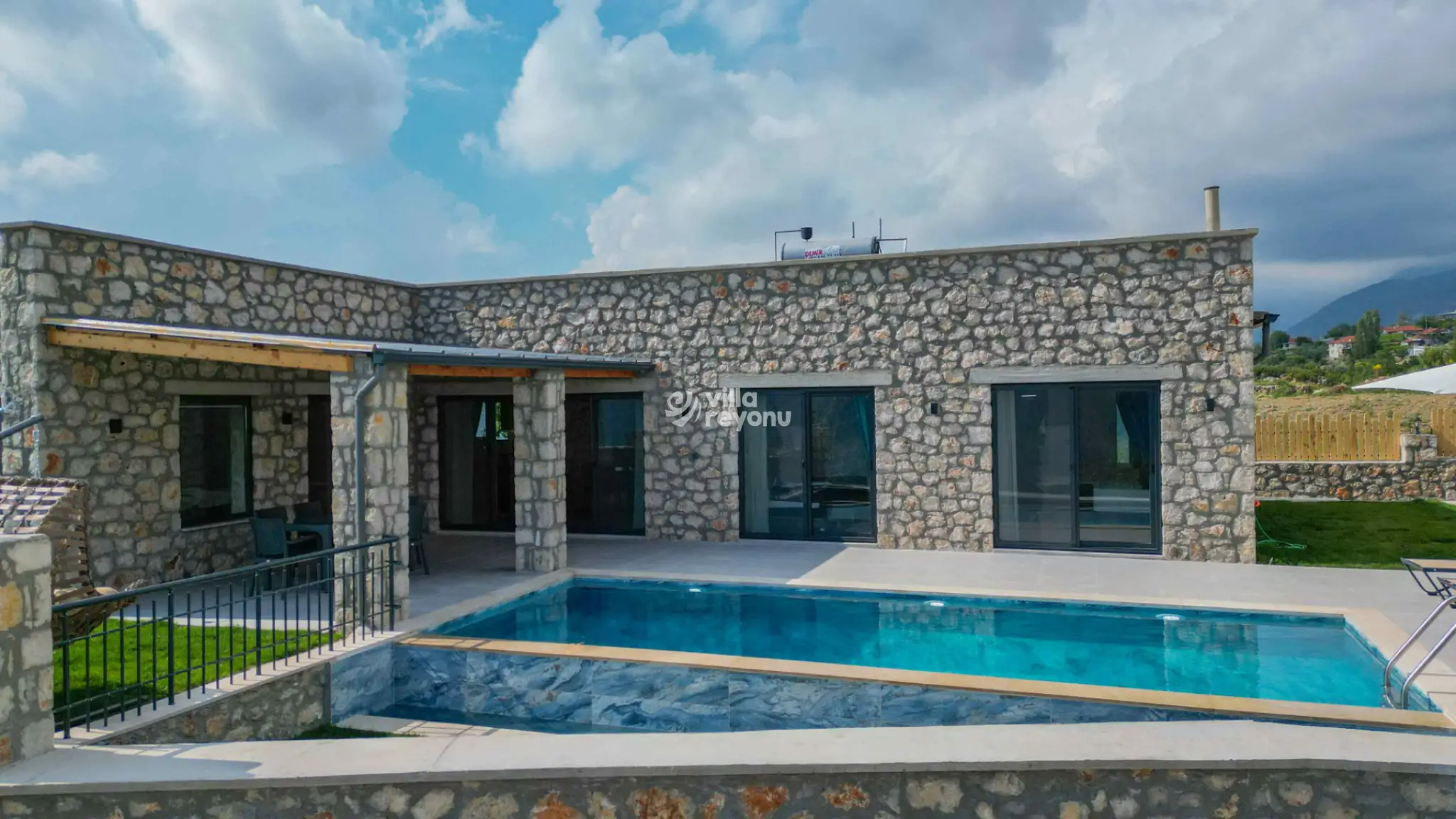 villa-tepelik-1_95.jpg