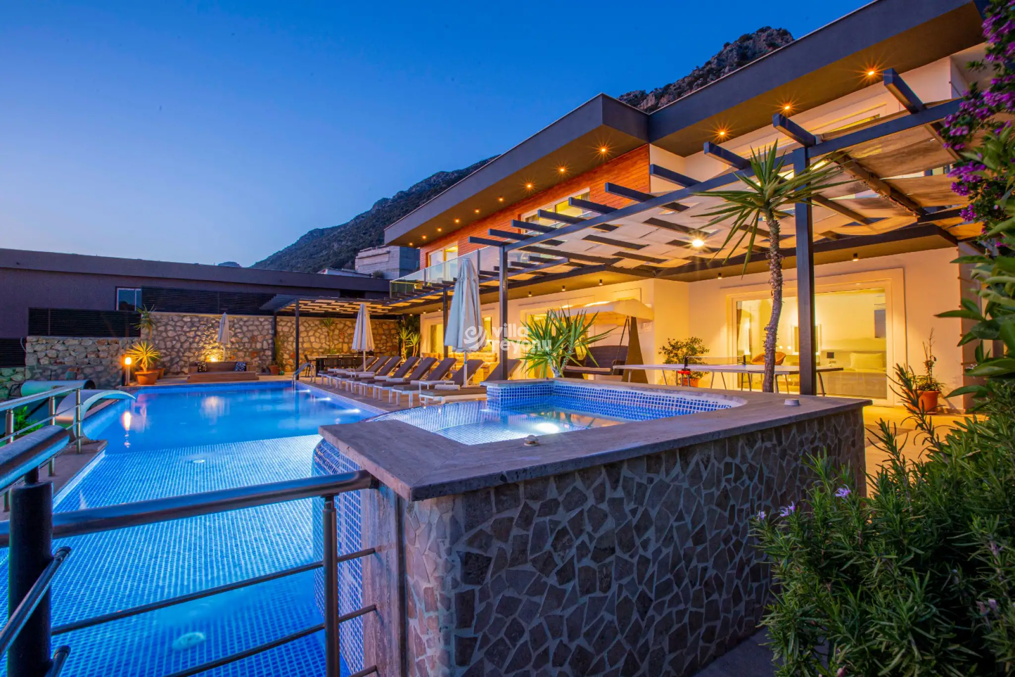 villa-tiger-exclusive-kalkan-53_596_748.jpg