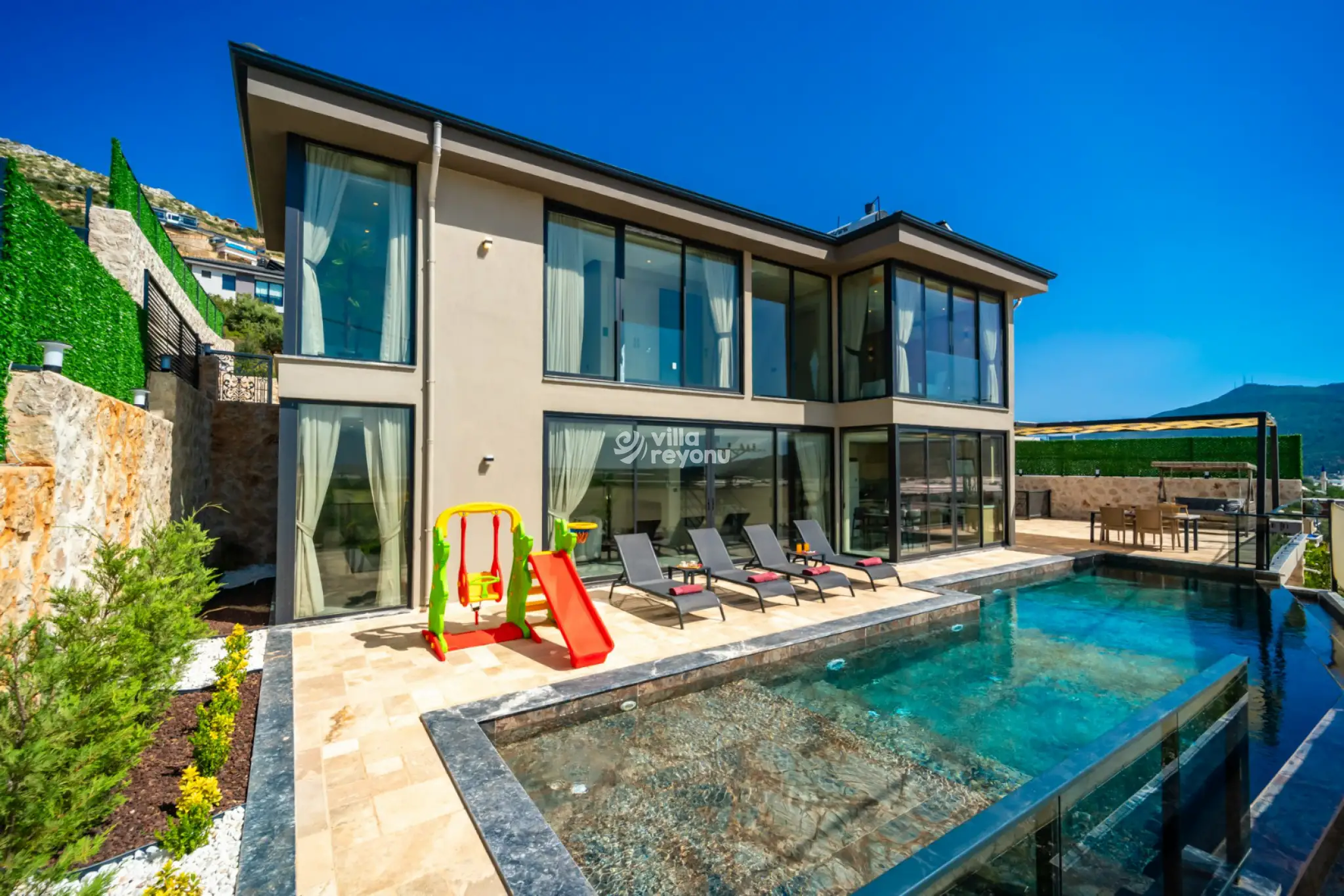 villa-zenos-3_719.jpg