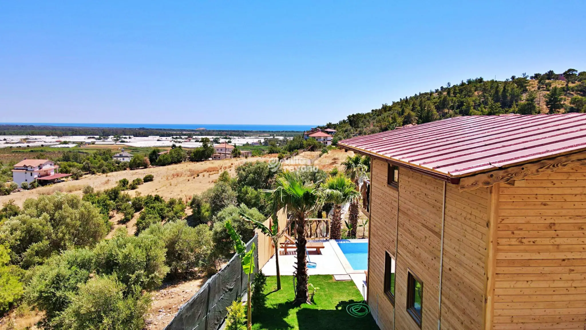 villaharitam-1_532_660.jpg