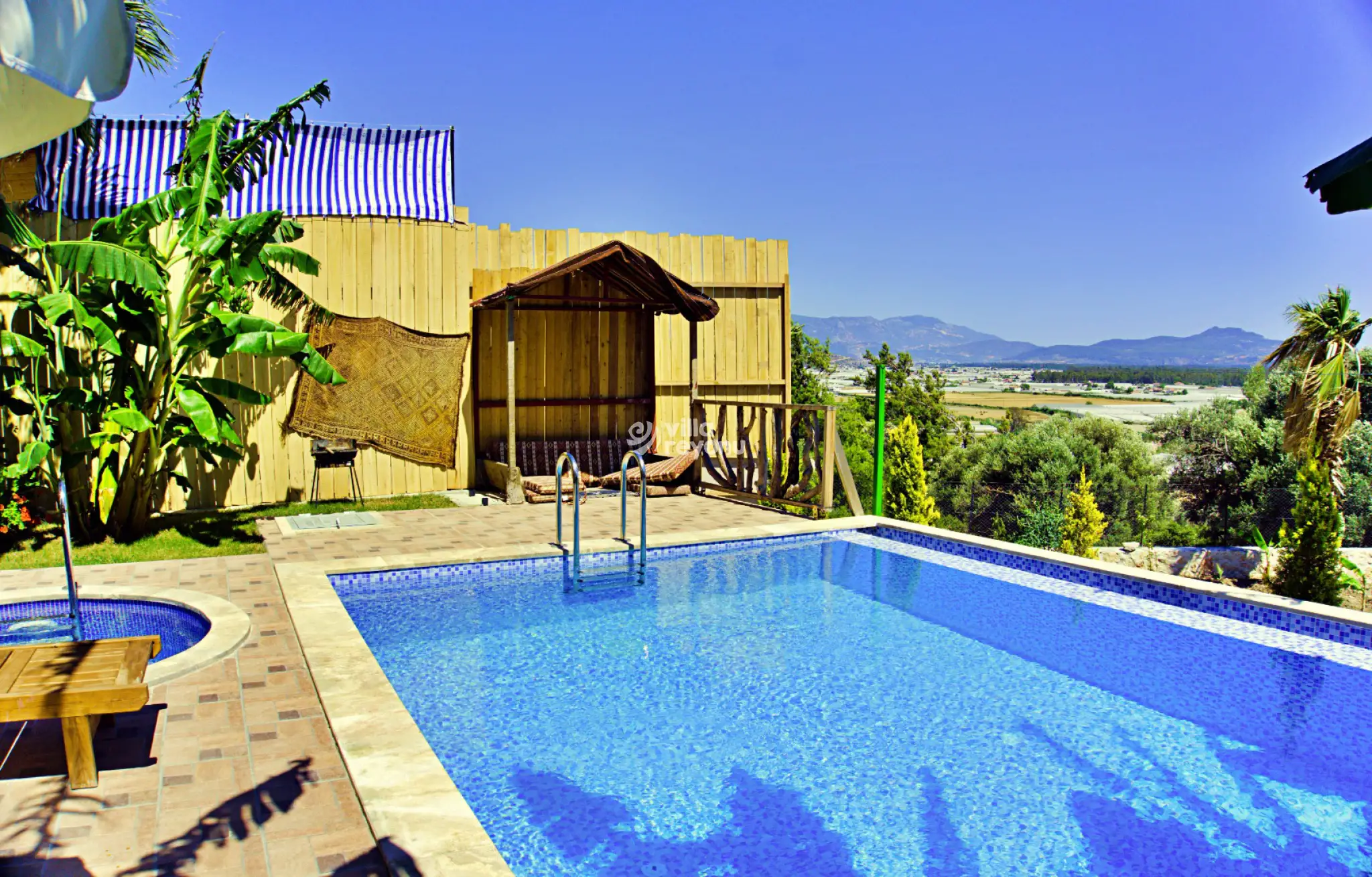 villaharitam-38_143_556.jpg