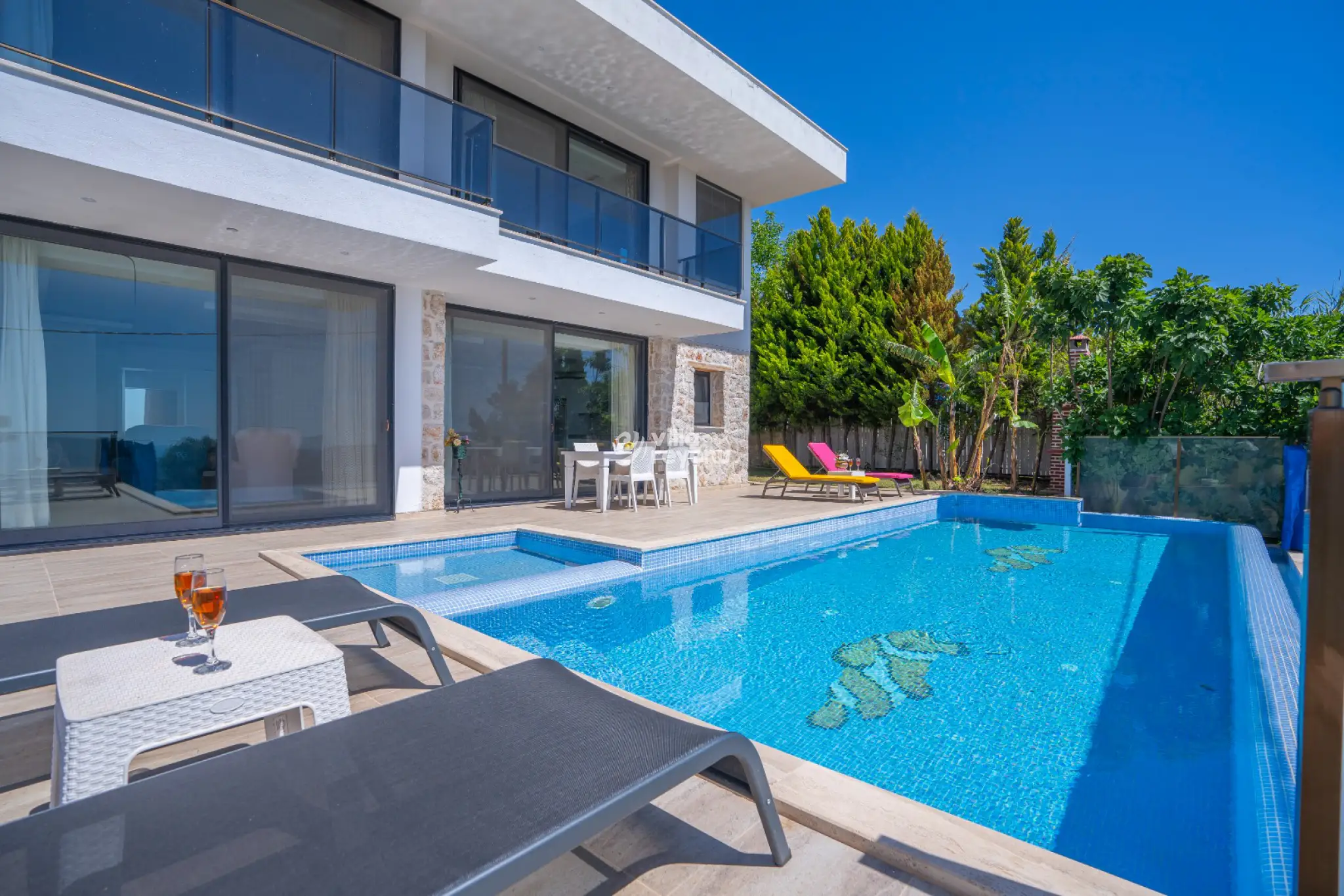 Villa Avalon