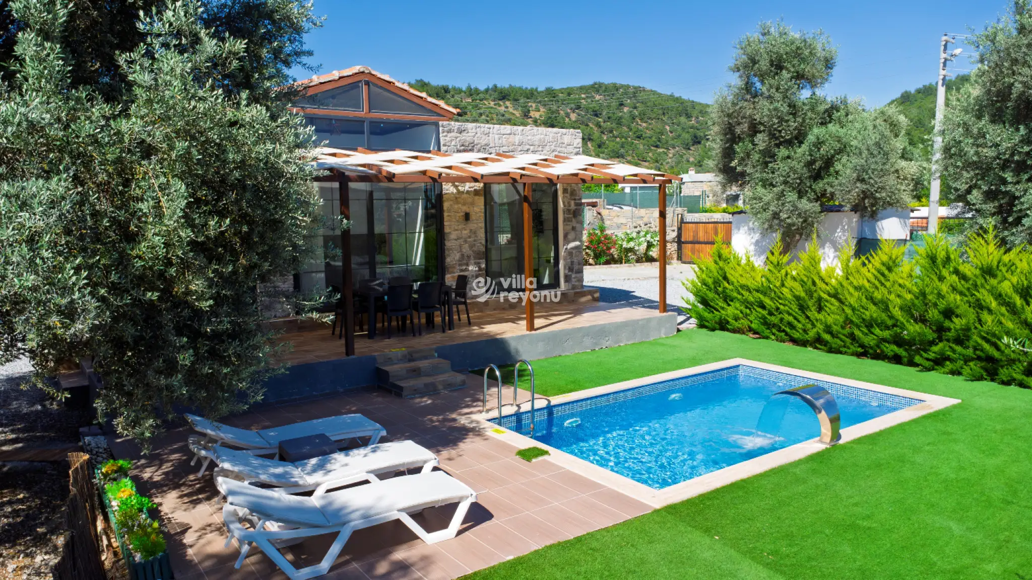 yaliciftlikte-2-odali-kiralik-villa-8_319.jpg