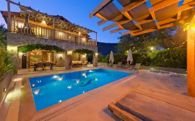 Fethiye Kayaköy'de Lüks Muhafazakar Villa