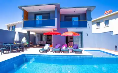 Villa Strato 2 , Kaş Bayındır Bölgesinde doğa içinde 8 kişilik kiralık villa