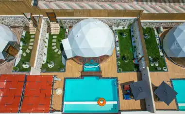 Dome Luxury 5