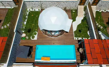 Dome Luxury 6
