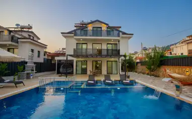 Villa Skyfall 1