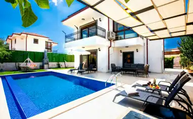 Villa Bloom 2