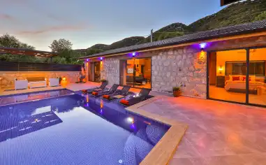 Villa Feya