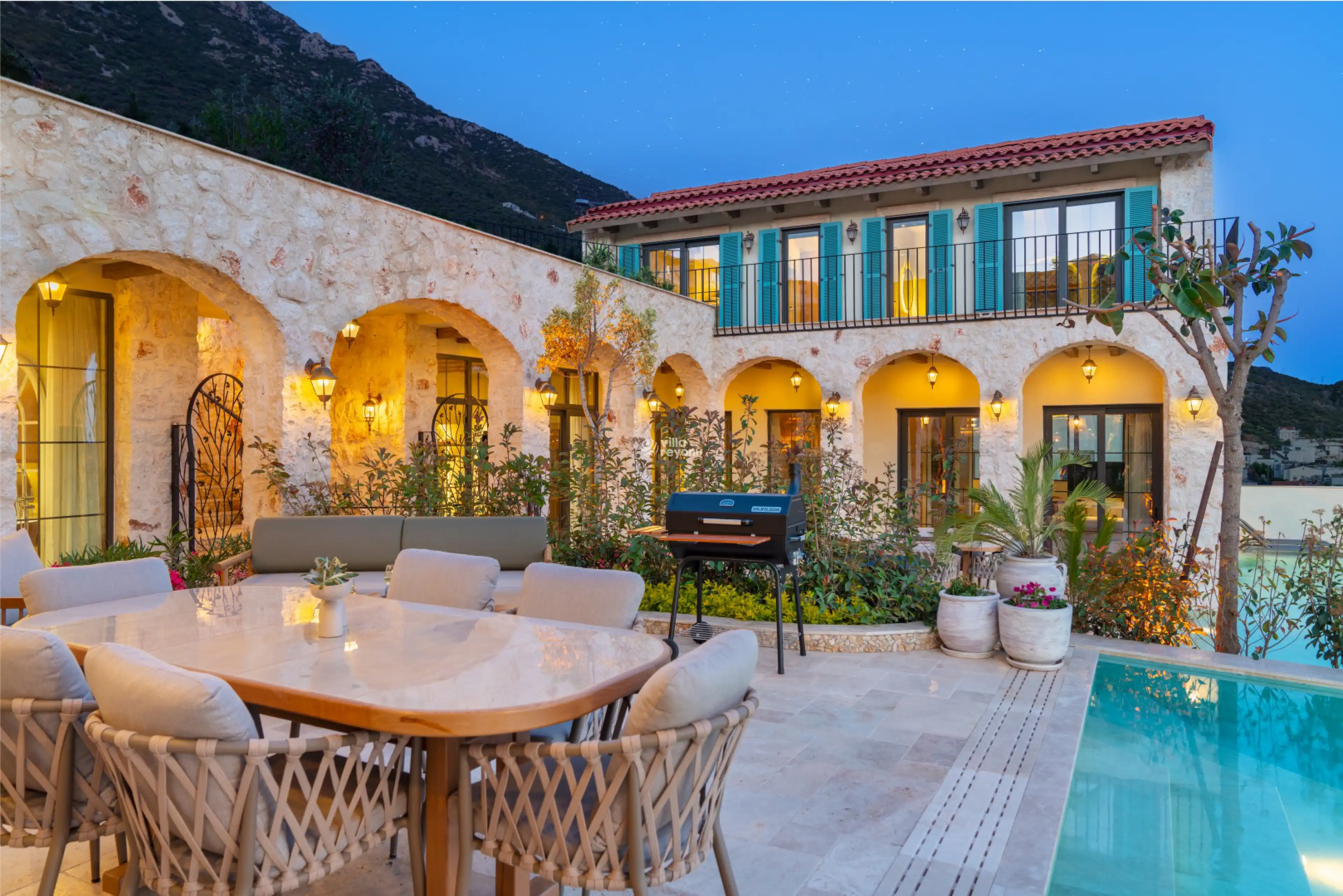 VİLLA LUXERA 5, Kalkan Kızıltaş bölgesinde merkezi konumda deniz manzaralı 6 kişilik kiralık villa 