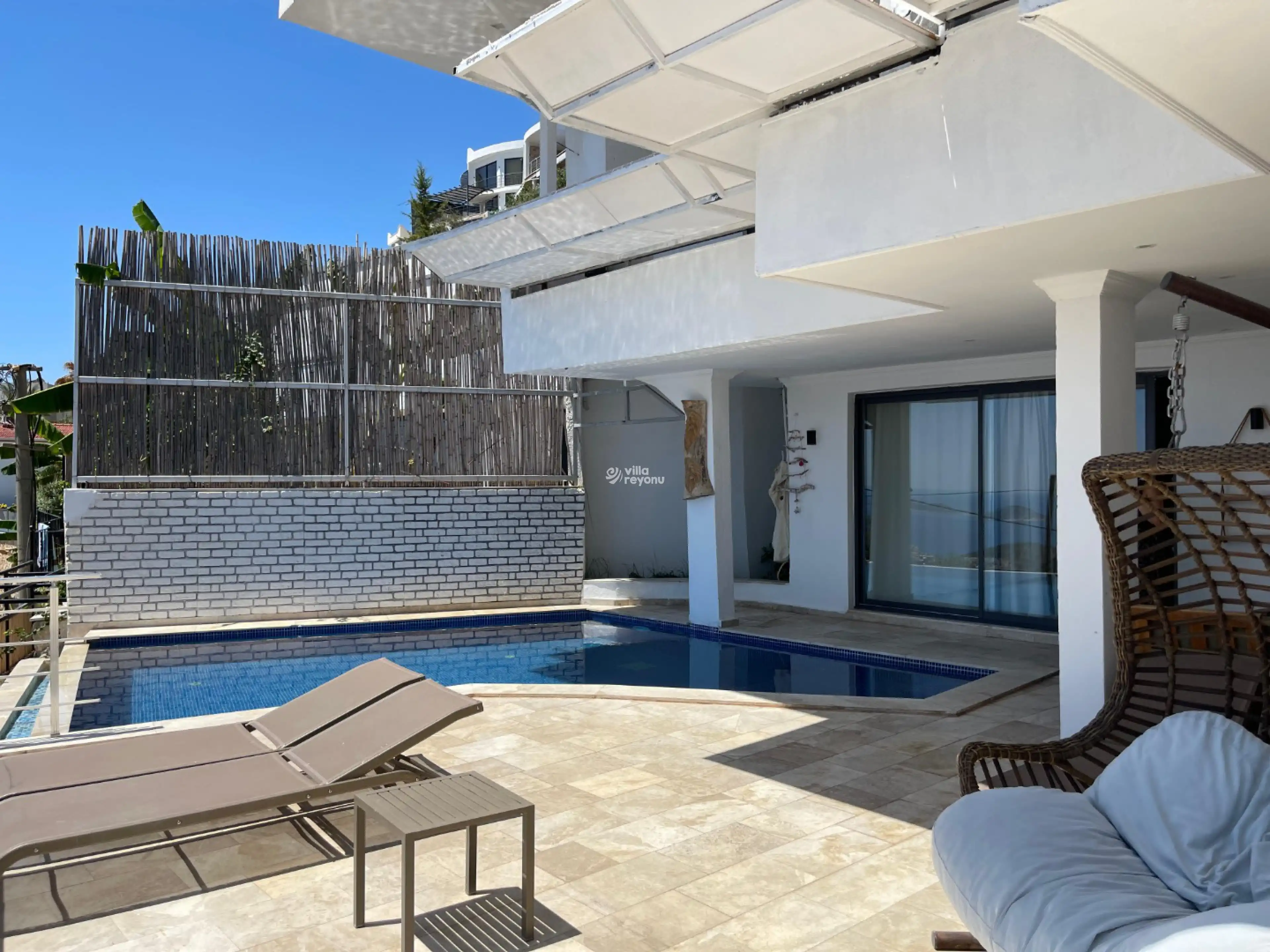 Villa Lysandra 8, Kalkan Akbel bölgesinde 4 kişilik deniz manzaralı villa