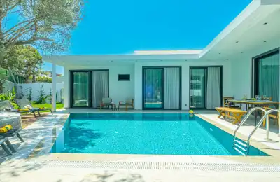 Villa Noira, Bodrum Yalıkavak bölgesinde merkezi konumda 6 kişilik kiralık villa