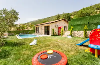 Villa Fiera, Kalkan Sarıbelen bölgesinde 4 kişilik kiralık villa