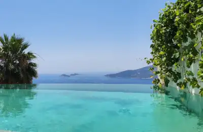 VİLLA LUXERA 6, Kalkan Kızıltaş bölgesinde merkezi konumda deniz manzaralı 10 kişilik kiralık villa 