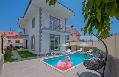 Villa Fioro 2, Çalış bölgesinde plaja ve merkeze yakın villa