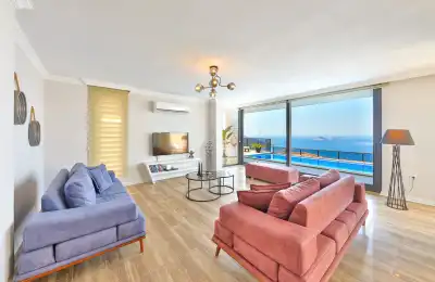 Villa Thalassa, Kalkan Kızıltaş bölgesinde 6 kişilik merkezi konumda kiralık villa