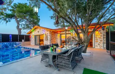Villa Vilera, Kalkan Patara Bölgesinde Hamam, Jakuzi, Deniz Manzaralı Balayı Villası
