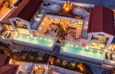 VİLLA LUXERA 2, Kalkan Kızıltaş bölgesinde merkezi konumda deniz manzaralı 6 kişilik kiralık villa 