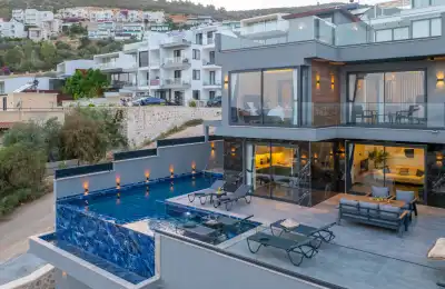 Villa Rivella, Kalkan bölgesinde 8 Kişilik deniz manzaralı villa