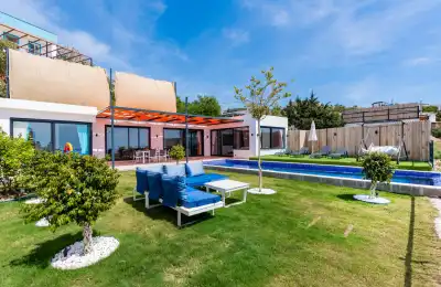 Villa Olvera, Kalkan bölgesinde 4 kişilik deniz manzaralı kiralık villa 