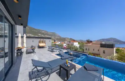 Villa Rivella, Kalkan bölgesinde 8 Kişilik deniz manzaralı villa