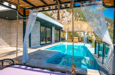 Villa Lysandra 11, Kalkan Akbel bölgesinde 4 kişilik deniz manzaralı villa